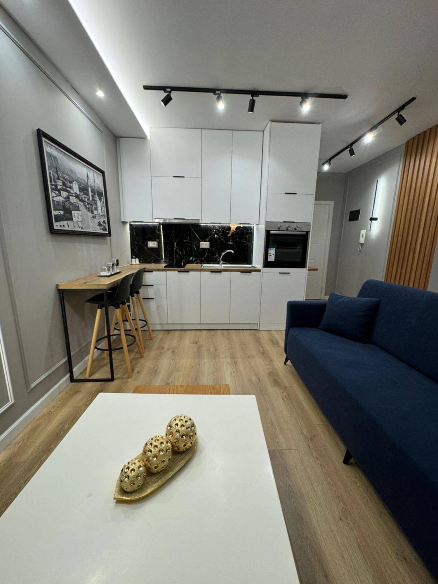 Brand New Apartament Tiranaアパートメント エクステリア 写真